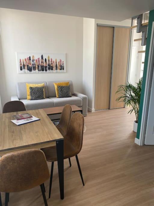 Duplex Type Loft Centre Ville * Clim * Wifi * Haut De Gamme * Ανγκουλέμ Εξωτερικό φωτογραφία
